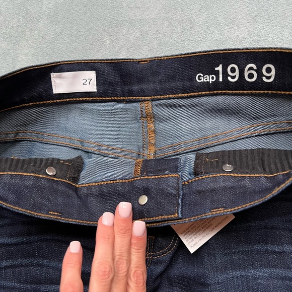 Gap Jean Skirt - Picture 2 of 5